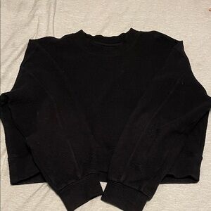 Belle & Bell Textured Crop Pullover